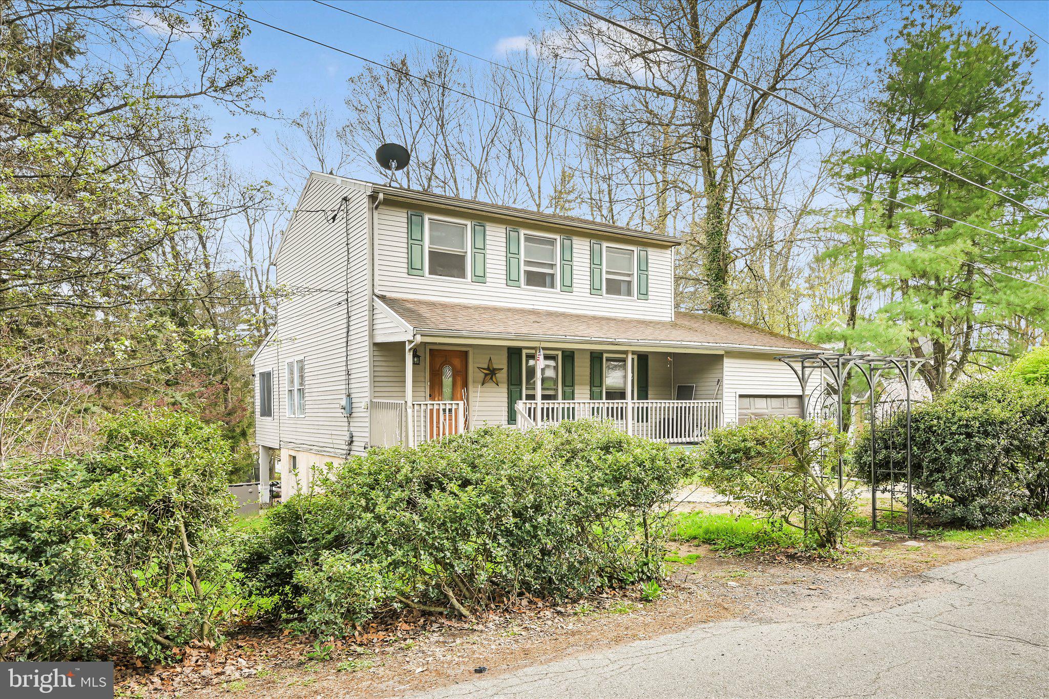 35 Hillside Road Pottsville, PA 17901 - Photo 2 of 33 Charming home nestled in nature's embrace.