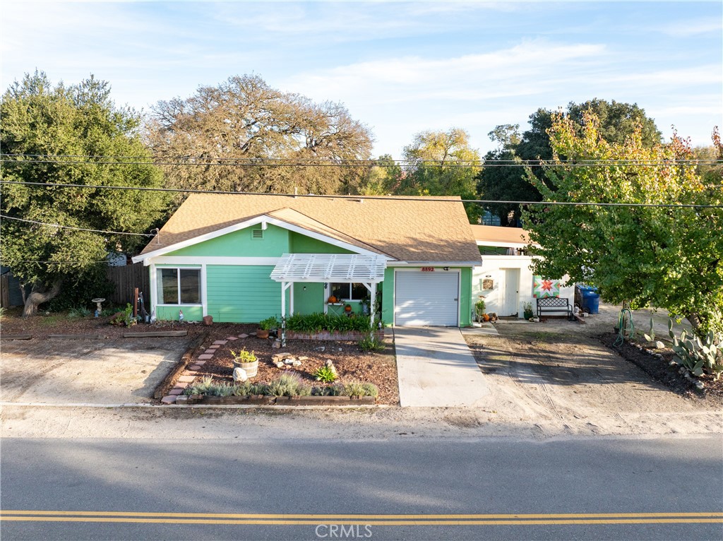 8892 Palomar Avenue Atascadero, CA 93422 - Photo 2 of 49 This home features a 10 year old roof, dual pane windows, central heating and cooling system, and is conveniently located close to town for easy access to shops and amenities.