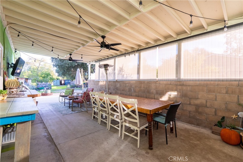 8892 Palomar Avenue Atascadero, CA 93422 - Photo 32 of 49 Bring out the chairs and table, entertaining has never been easier.