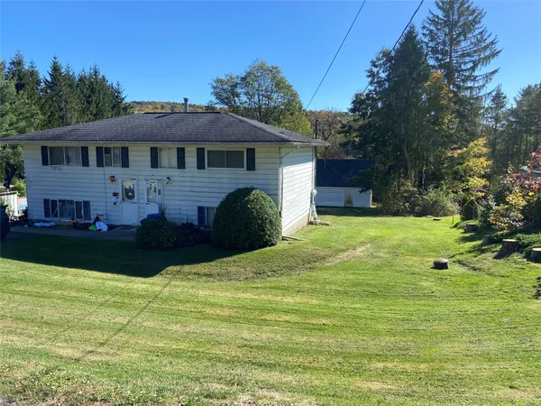 $175,000 | 40 Hilltop Lane, Windsor, NY 13865