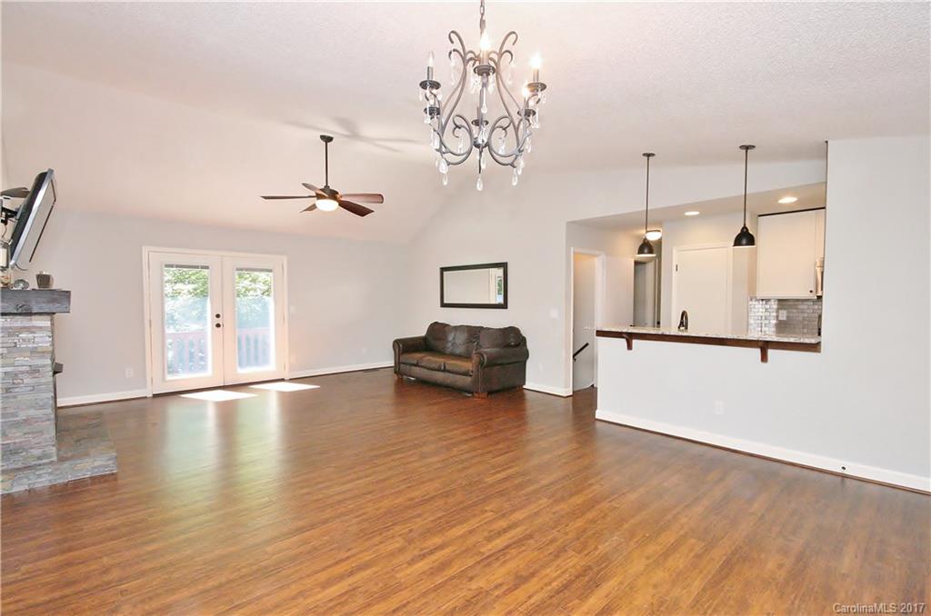 929 Fanning Bridge Road Fletcher, NC 28732 - Photo 3 of 16