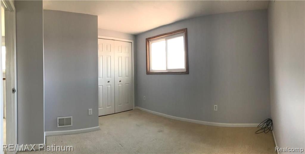 1846 South Hughes Road Brighton, MI 48114 - Photo 31 of 33
