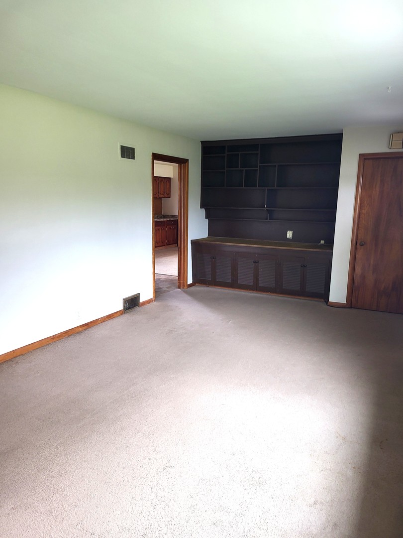5890 Highway 2 Oregon, IL 61061 - Photo 5 of 18 a view of an empty room