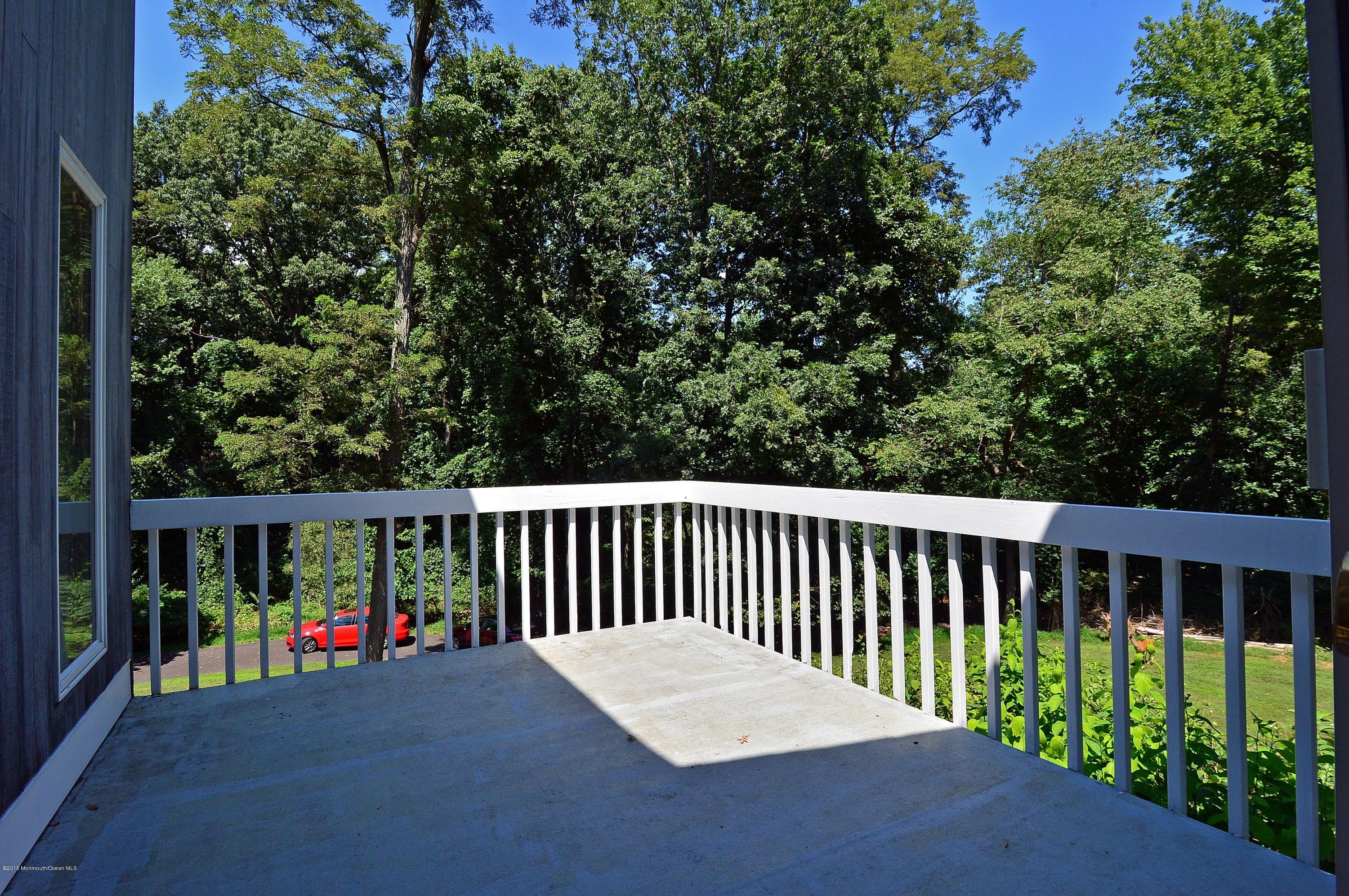 004_Balcony[1]