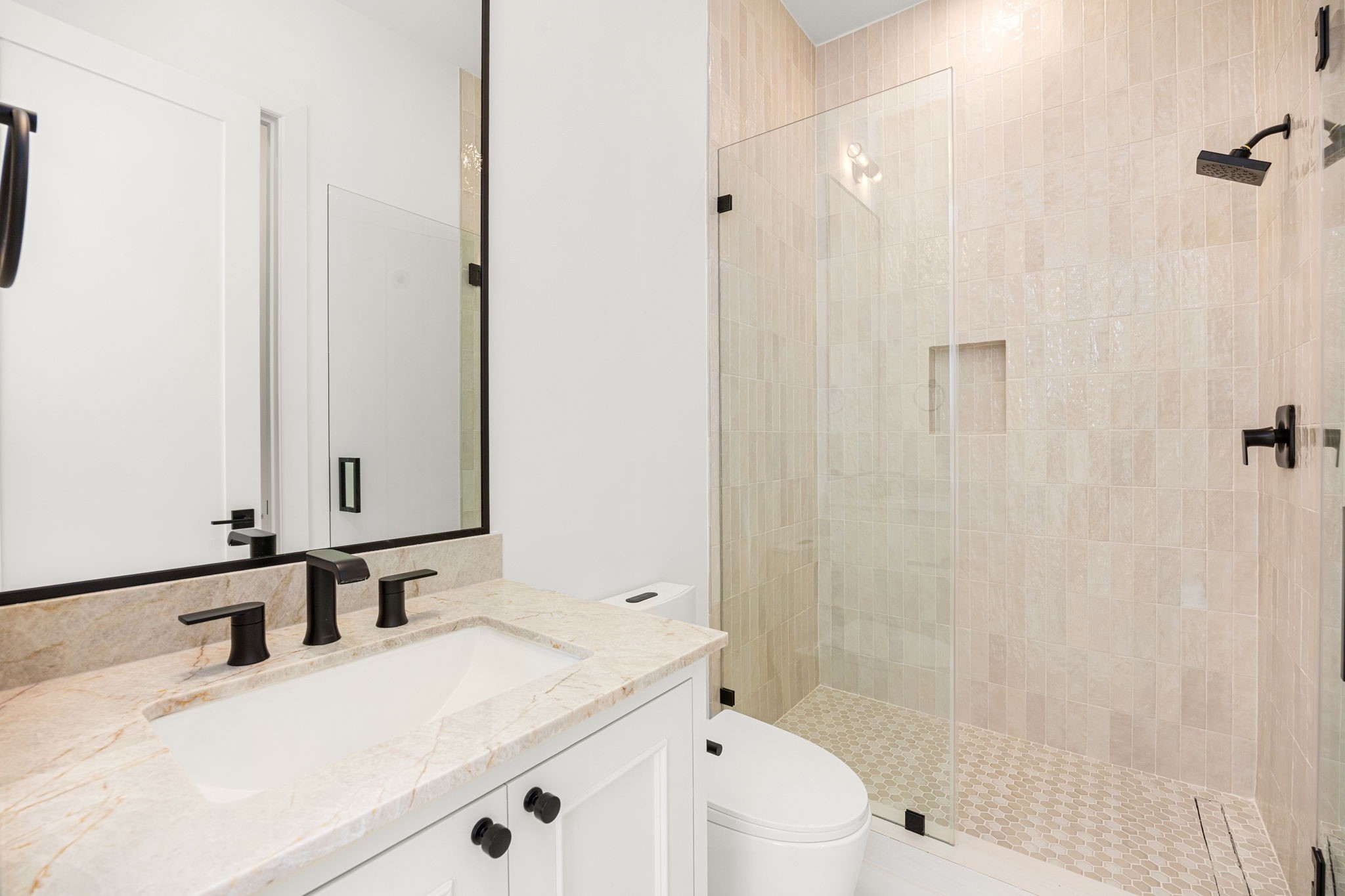 1032 West 41st Street Houston, TX 77018 - Photo 33 of 46 Bathroom #5