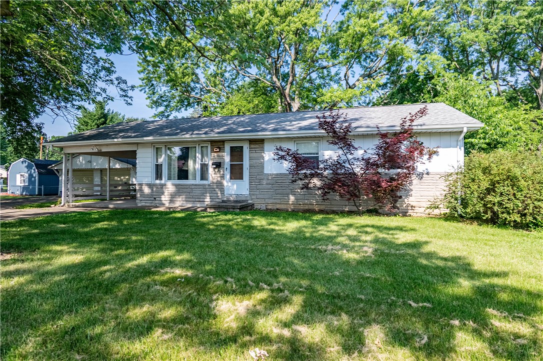 3861 North MacArthur Road Decatur, IL 62526 - Photo 2 of 16