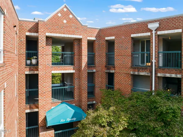 $725,000 | 620 Martin Luther King Junior Boulevard, Unit 602, Chapel Hill, NC 27514
