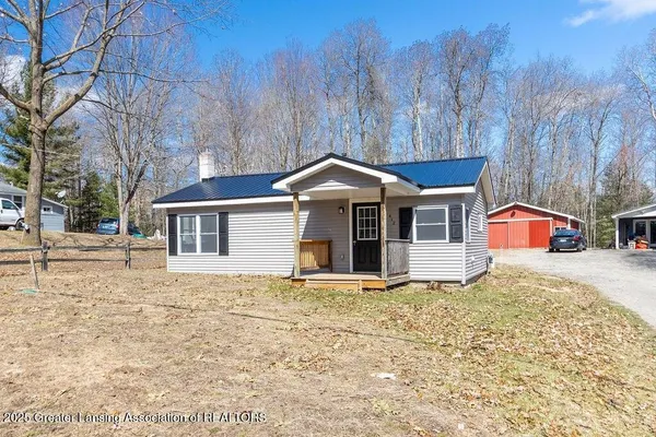$109,800 | 412 North Scott Drive, Farwell, MI 48622
