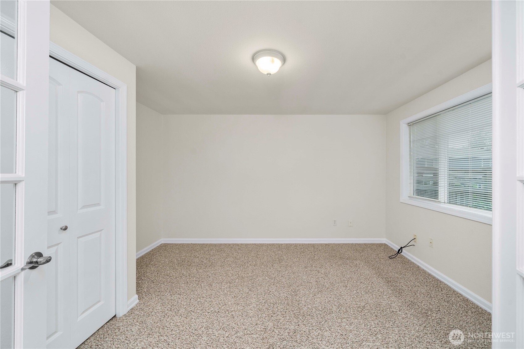 7503 212th Street Southwest, Unit B102 Edmonds, WA 98026 - Photo 14 of 21