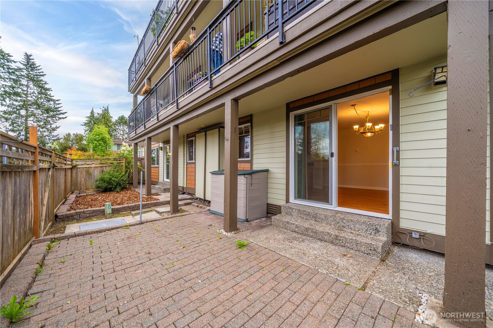 7503 212th Street Southwest, Unit B102 Edmonds, WA 98026 - Photo 18 of 21