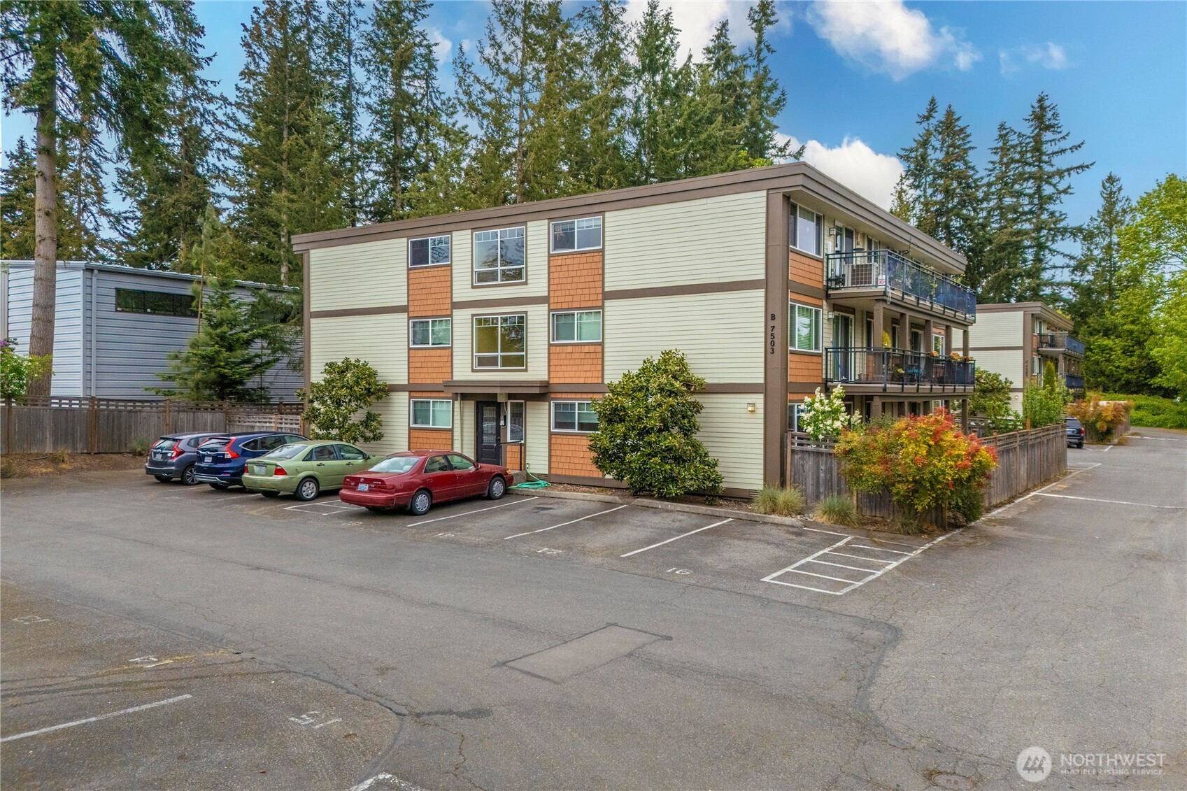 7503 212th Street Southwest, Unit B102 Edmonds, WA 98026 - Photo 19 of 21