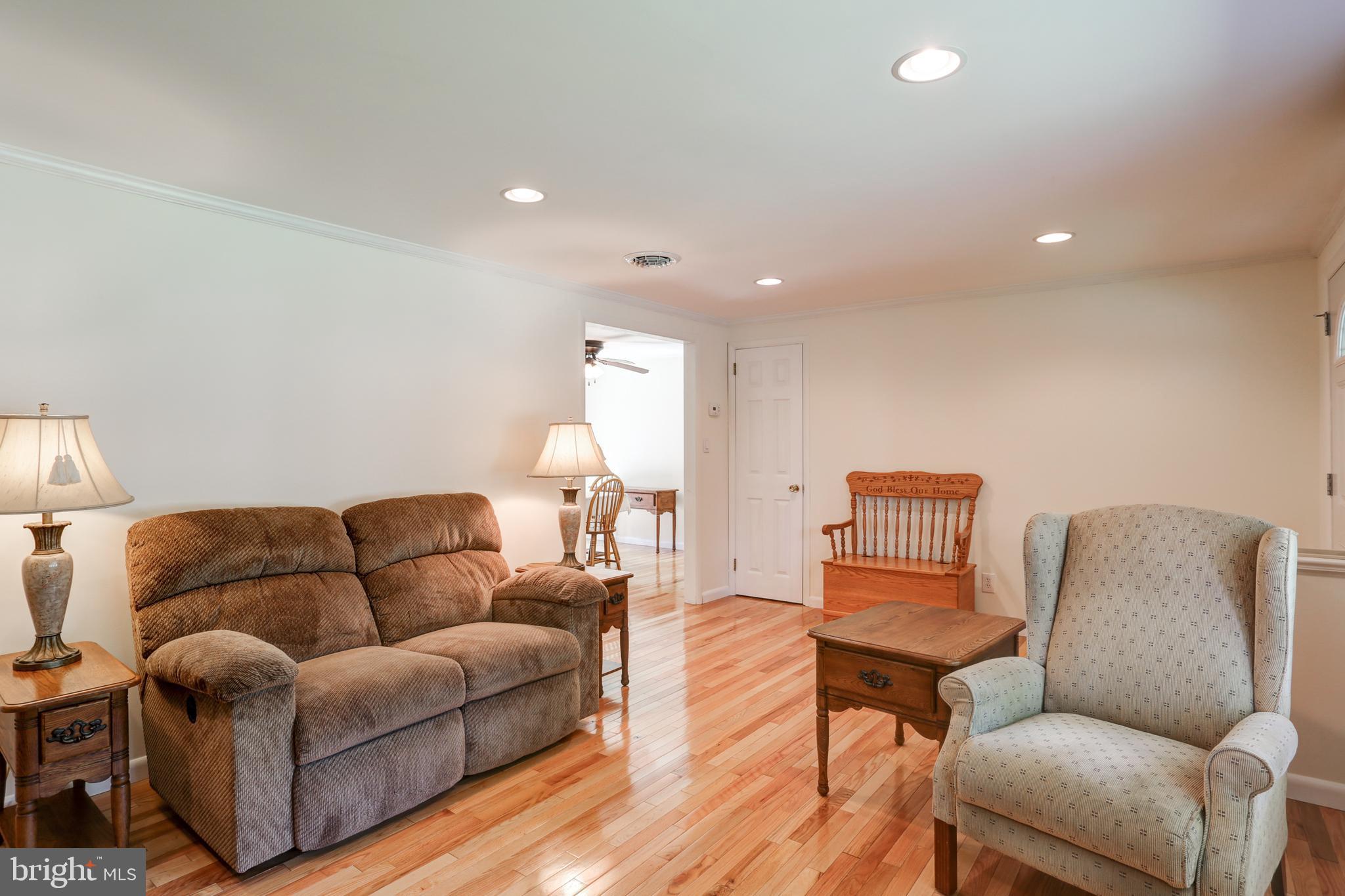 510 Somerset Road Lancaster, PA 17601 - Photo 5 of 42 Gallery Image 5