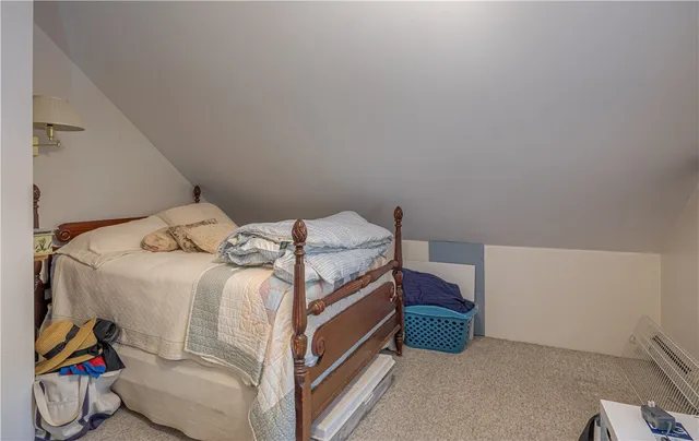 $549,900 | 93 Moosup Valley Road, Foster, RI 02825