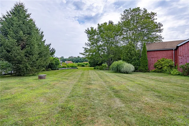 $549,900 | 93 Moosup Valley Road, Foster, RI 02825