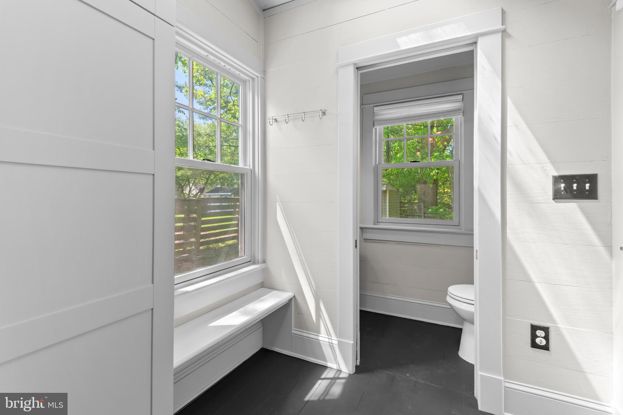 10120 Capitol View Avenue Silver Spring, MD 20910 - Photo 28 of 52 Gallery Image 28