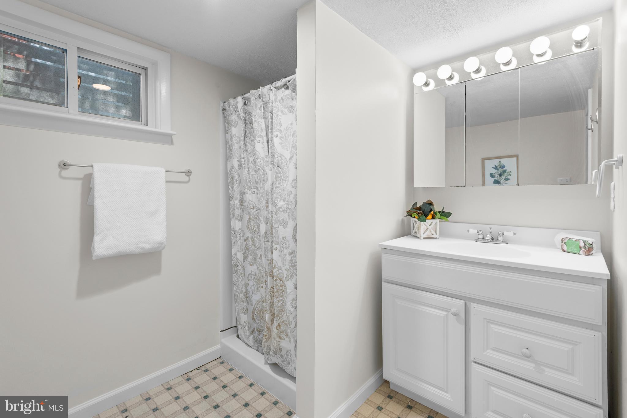 10120 Capitol View Avenue Silver Spring, MD 20910 - Photo 47 of 52 Gallery Image 47