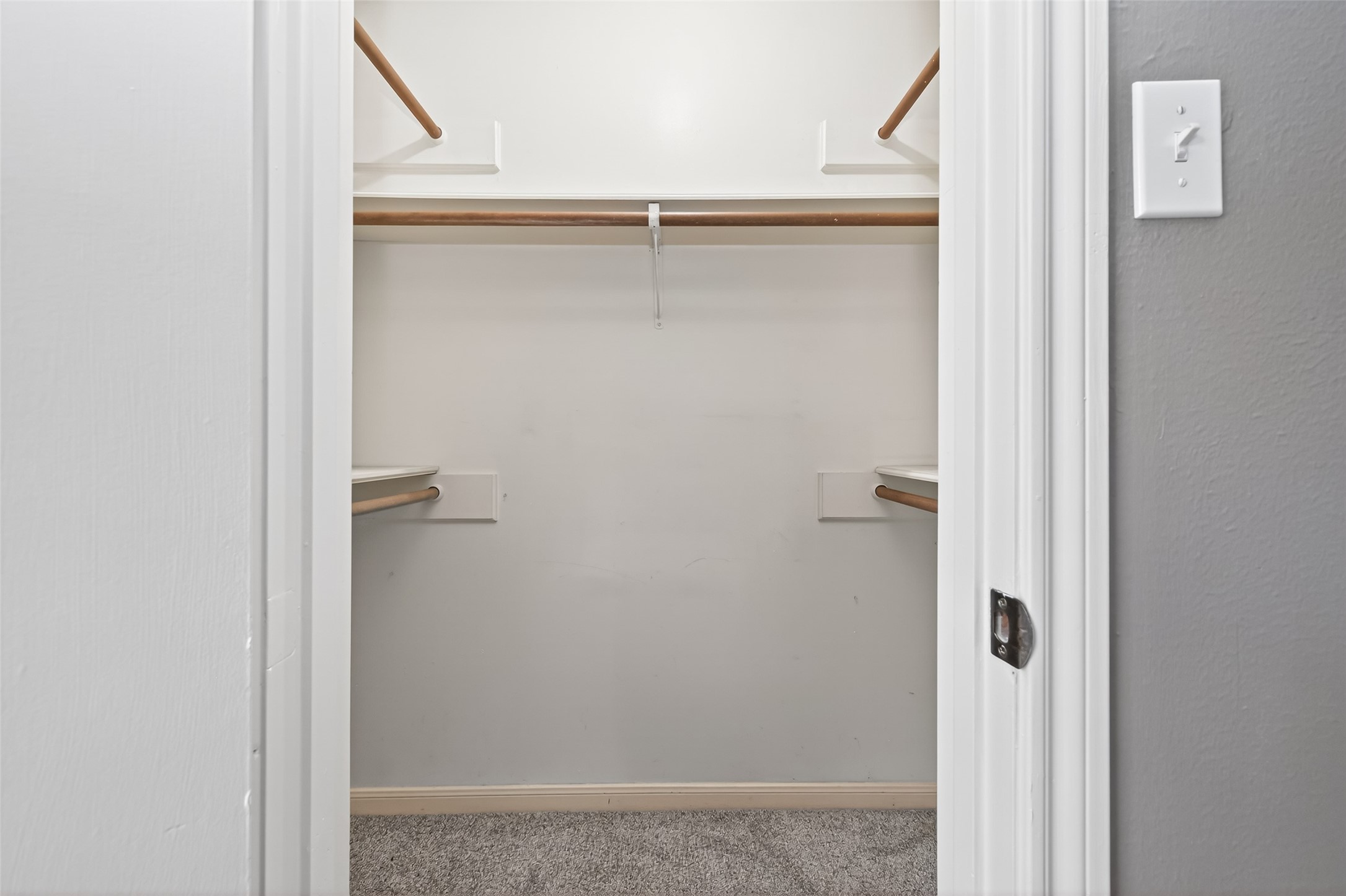 6700 Richardson Road, Unit 305 Houston, TX 77069 - Photo 28 of 46 a view of a hallway