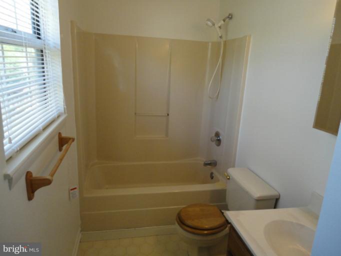 7715 Mahogany Road Severn, MD 21144 - Photo 3 of 24 Bath (Master)