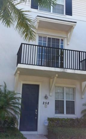 258 Quarry Knoll Way Jupiter, FL 33458 - Photo 1 of 10 front