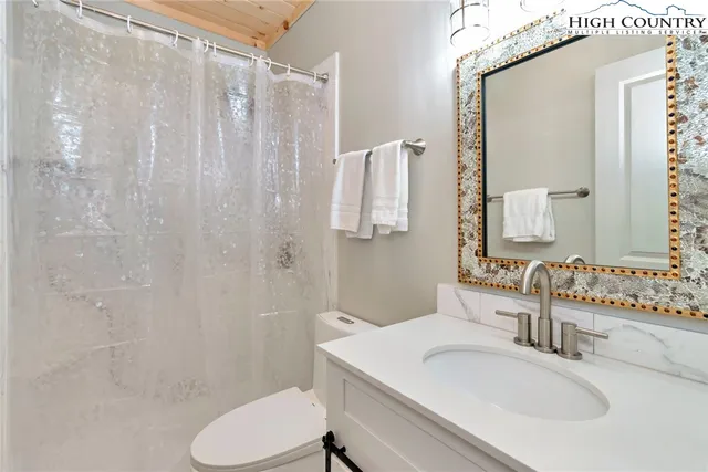 $895,000 | 1078 Charter Hills Road, Beech Mountain, NC 28604