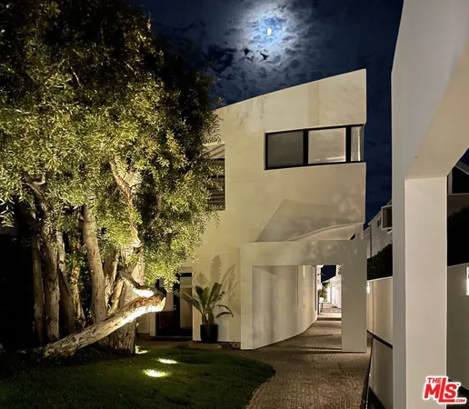 $195,000 | 23754 Malibu Road, Malibu, CA 90265