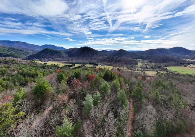 $93,100 | Lot 15 Moore Acres, Hayesville, NC 28904