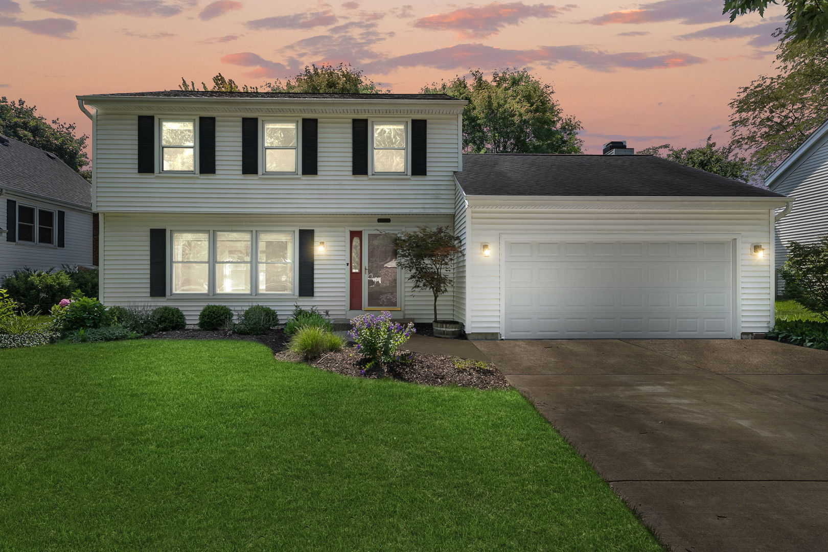 2080 Springside Drive Naperville, IL 60565 - Photo 29 of 31 a view of a yard in front of a house