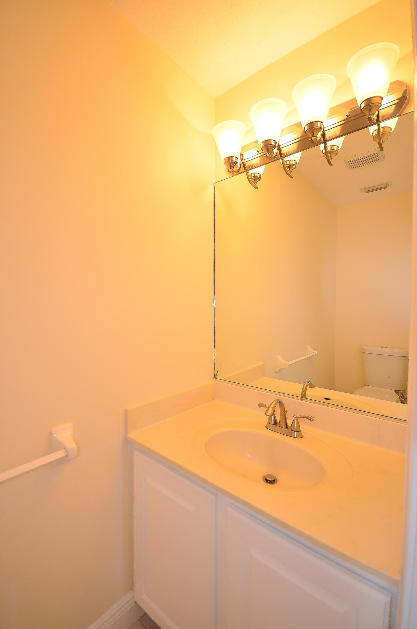 22481 Middletown Drive Boca Raton, FL 33428 - Photo 13 of 33 Powder Room