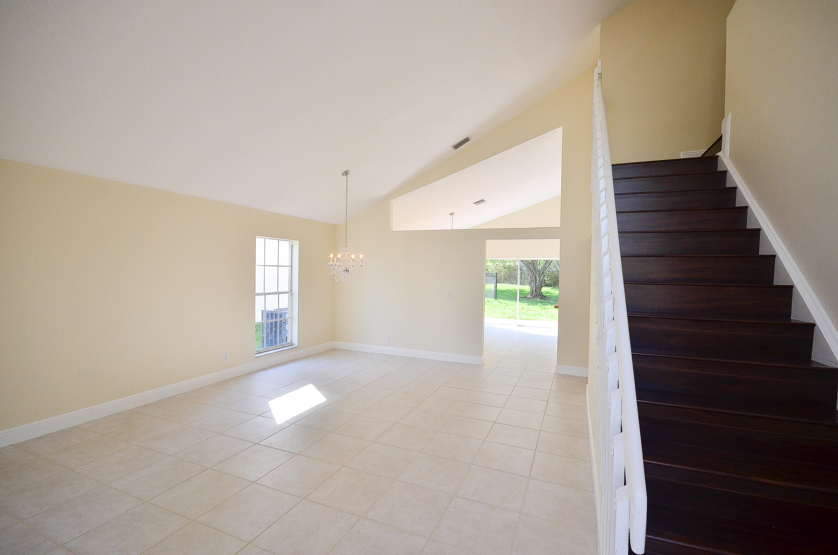 22481 Middletown Drive Boca Raton, FL 33428 - Photo 4 of 33 Foyer view