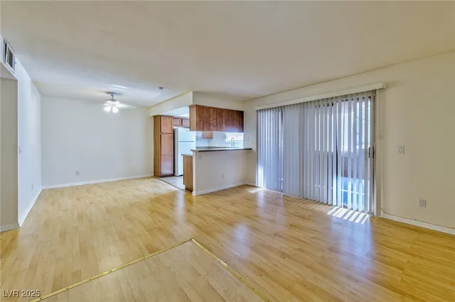 $1,050 | 7200 West Pirates Cove Road, Unit 1094, Las Vegas, NV 89145