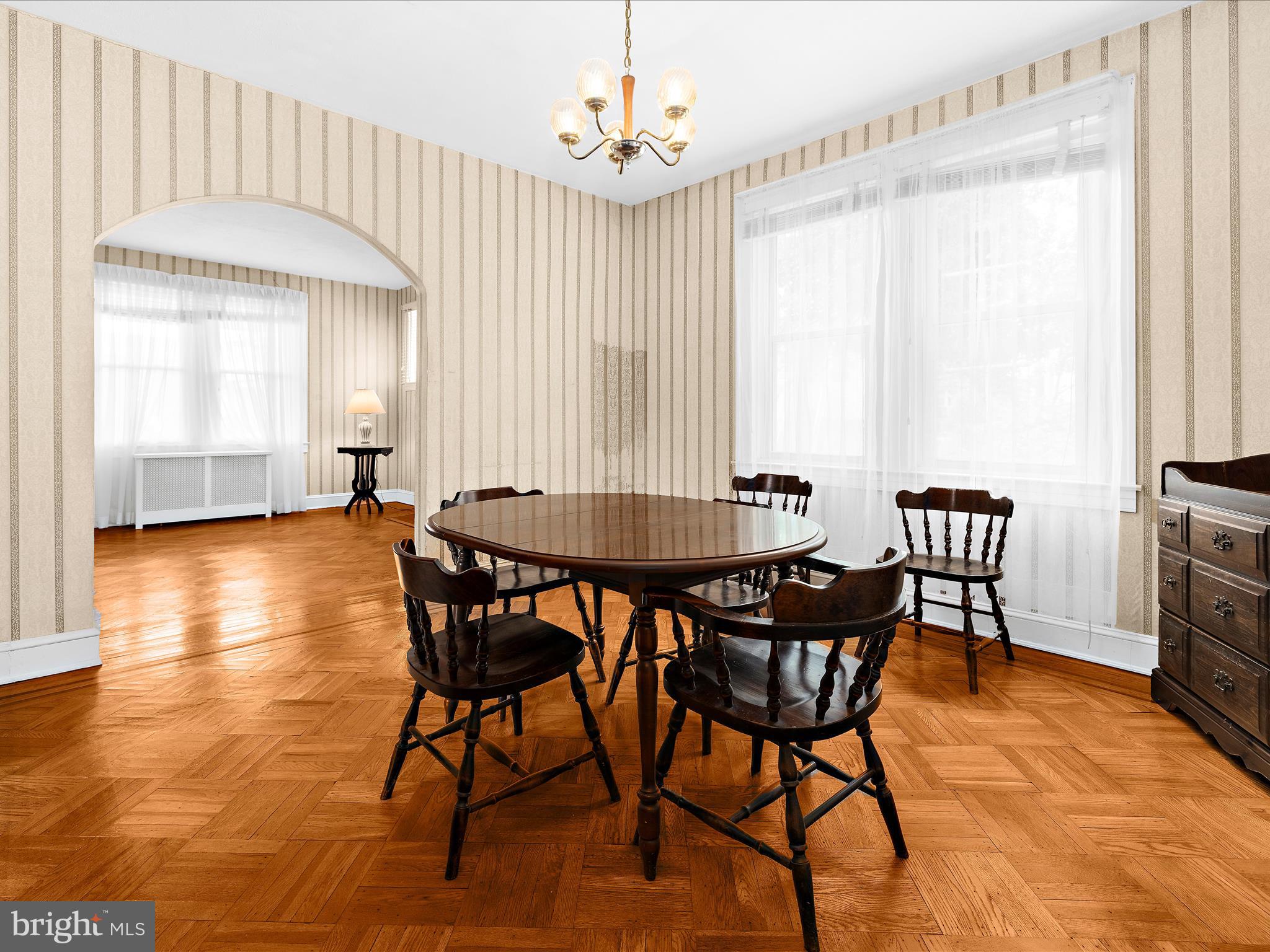 5000 Levindale Road Baltimore, MD 21215 - Photo 14 of 60 a dining room with furniture and window