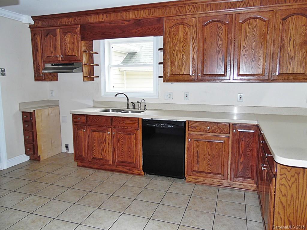 1898 Catoe Road Lancaster, SC 29720 - Photo 11 of 20