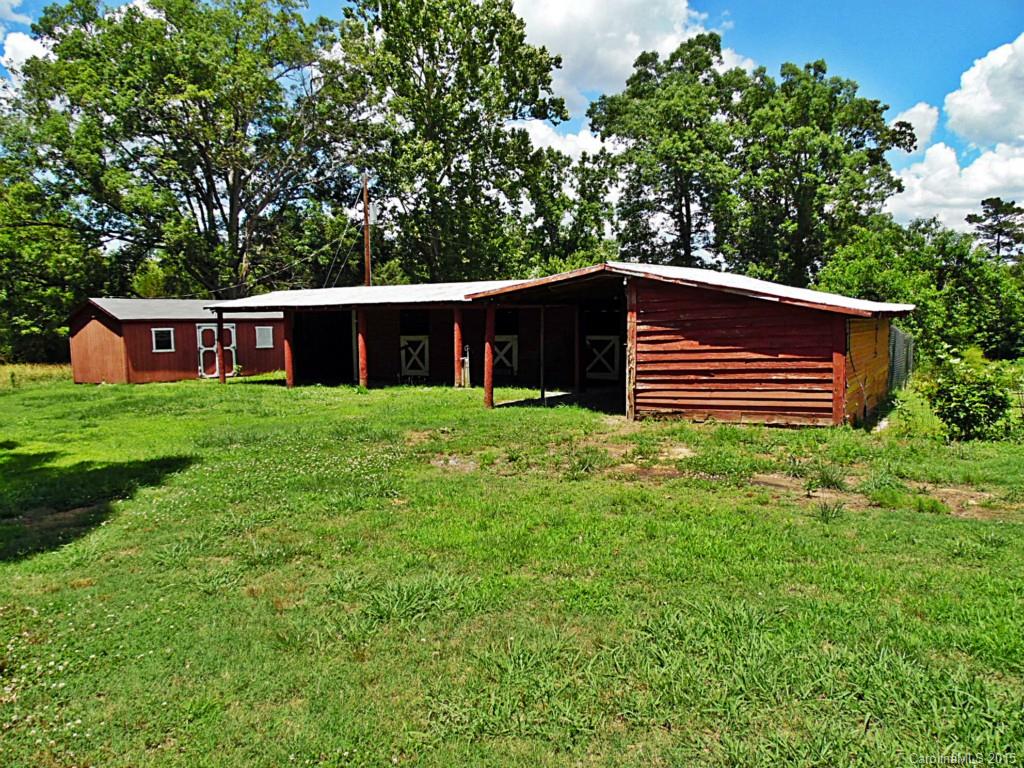 1898 Catoe Road Lancaster, SC 29720 - Photo 3 of 20