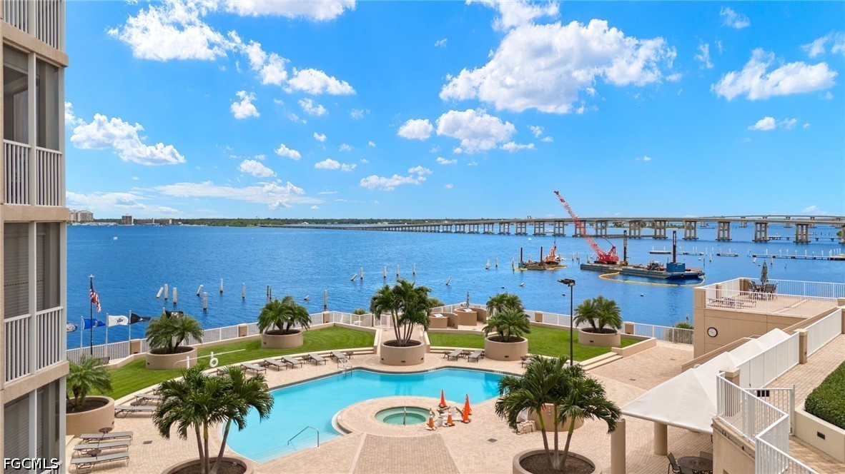 2090 West First Street, Unit 810 Fort Myers, FL 33901 - Photo 28 of 39