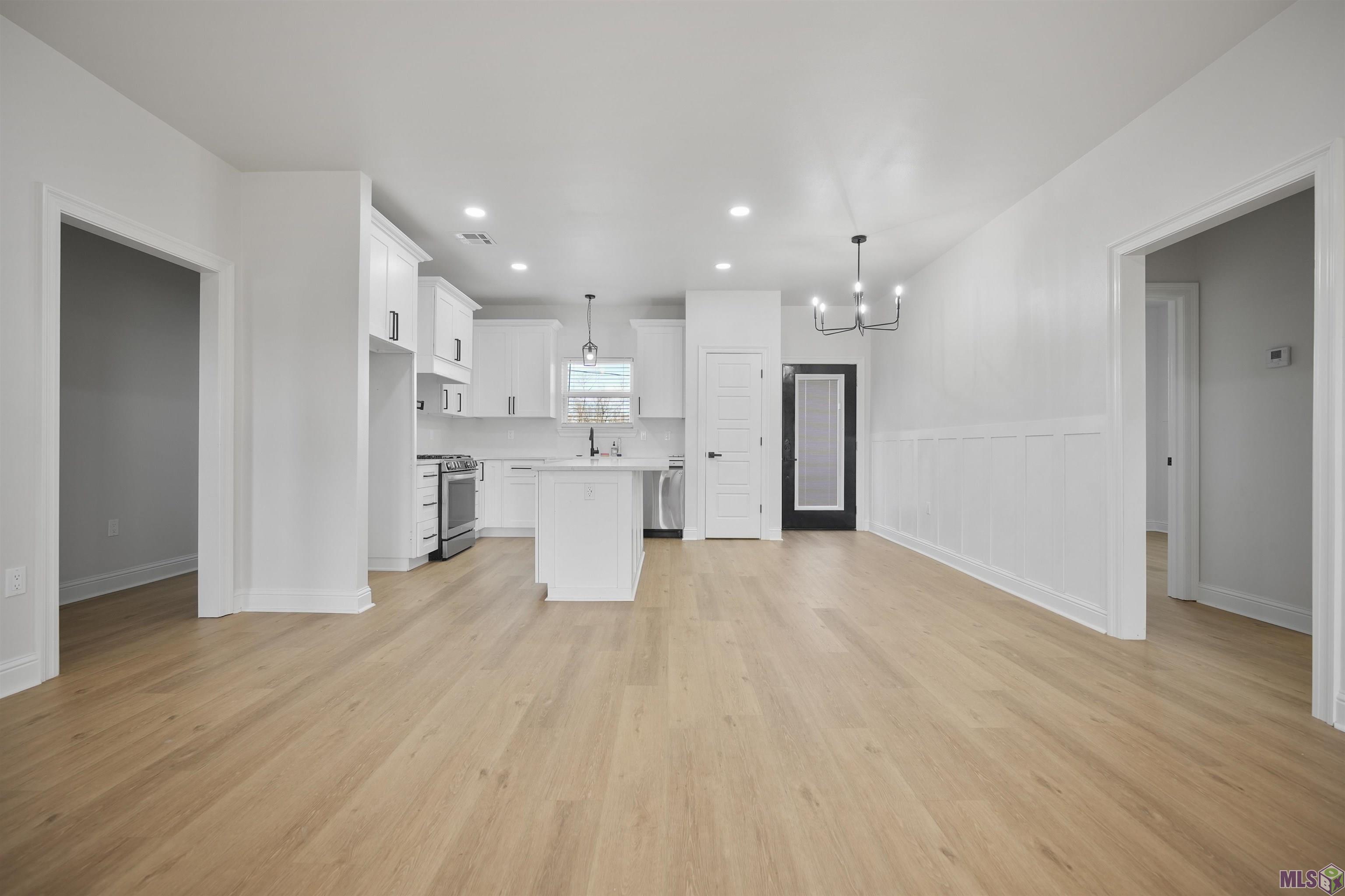 525 Cypress Street Raceland, LA 70394 - Photo 6 of 14 kitchen