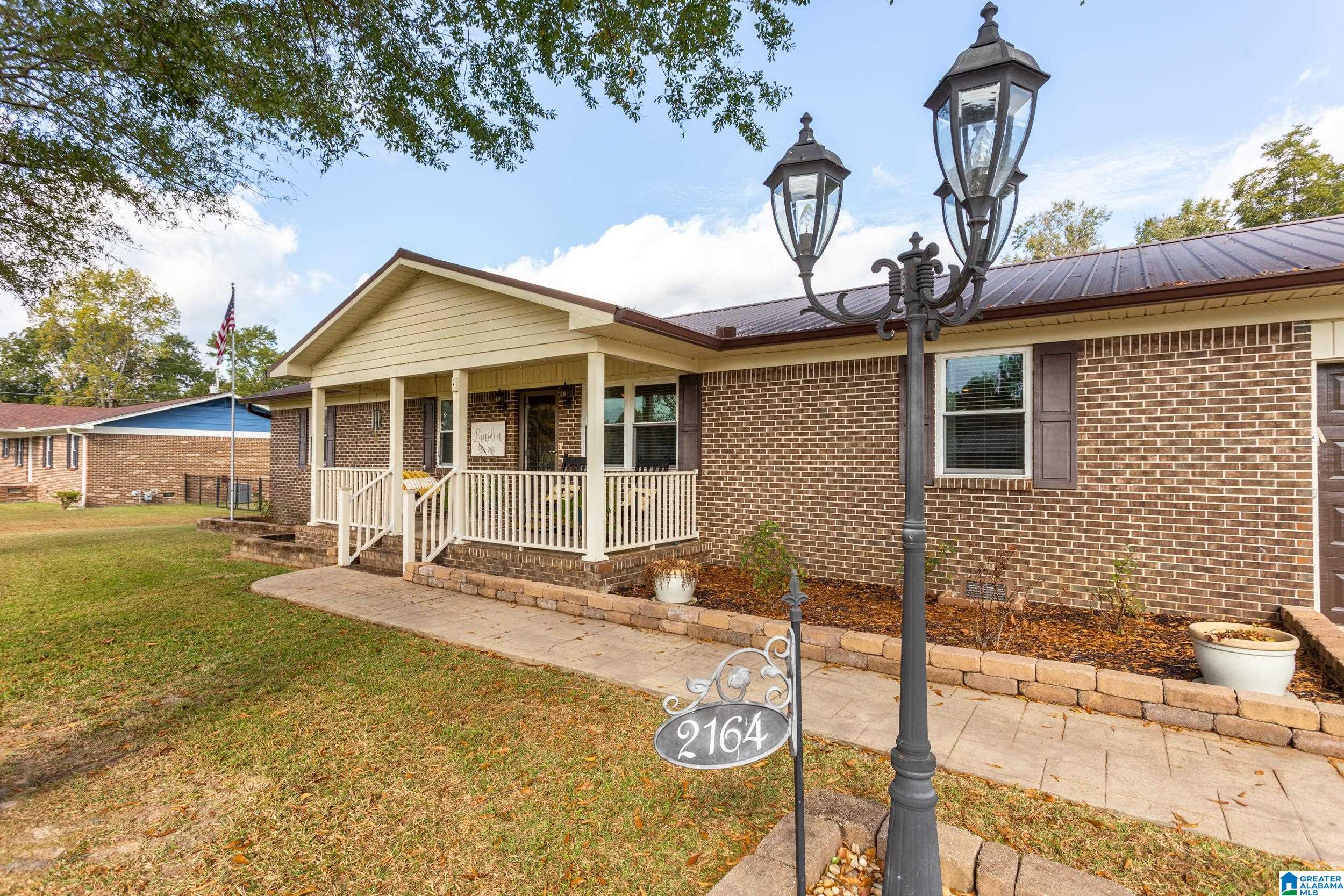 2164 Cedar Bend Road North Gadsden, AL 35907 - Photo 6 of 54 Gallery Image 6