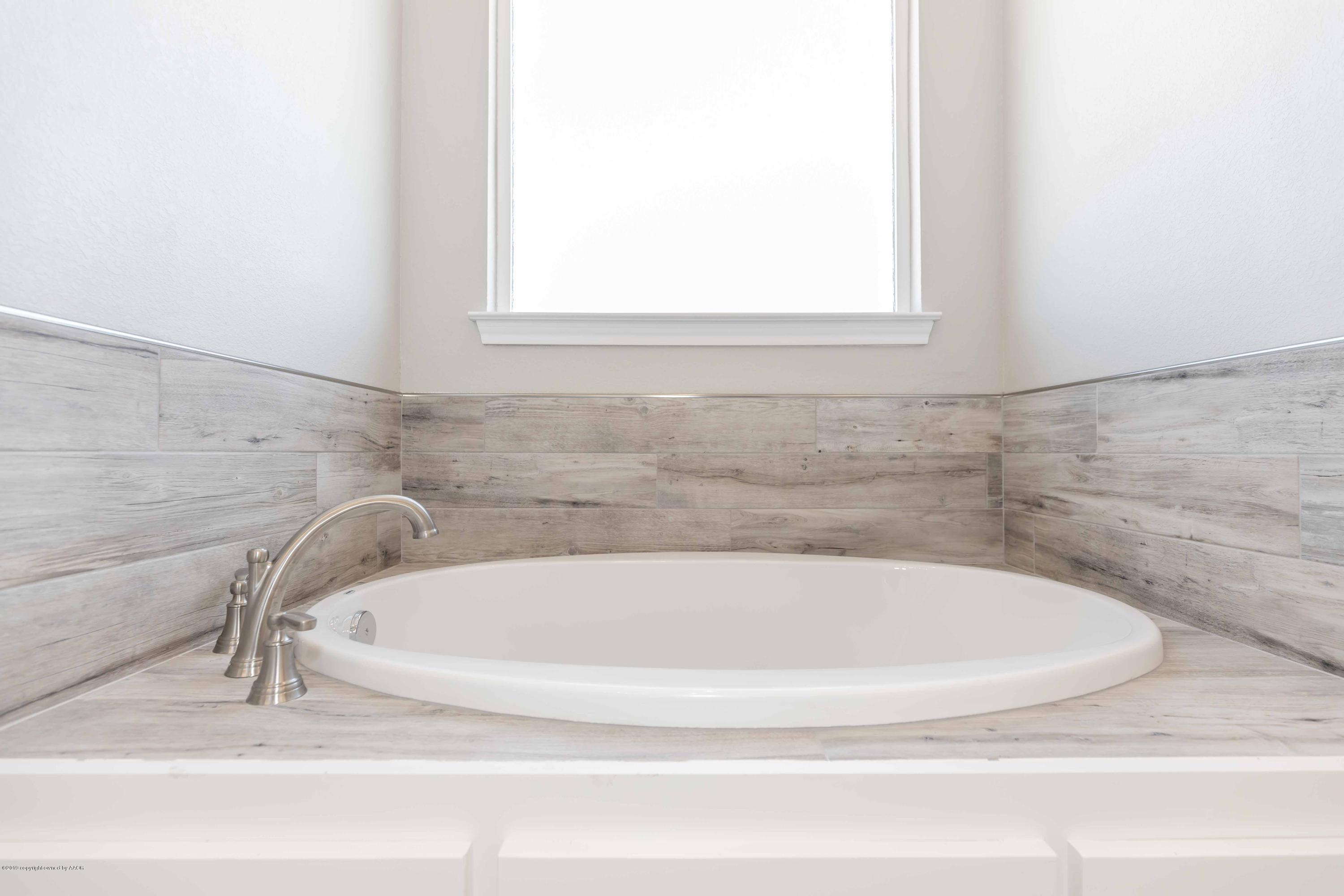 951 Idlerye Road Amarillo, TX 79124 - Photo 21 of 44 MASTER BATH VIEW 2