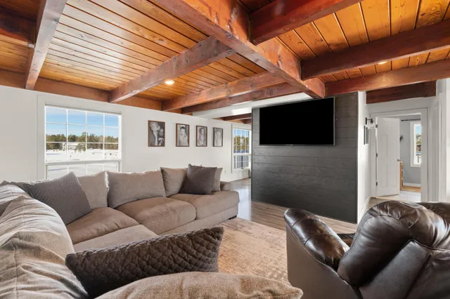 $375,900 | 10160 Faith Drive Northwest, Bemidji, MN 56601