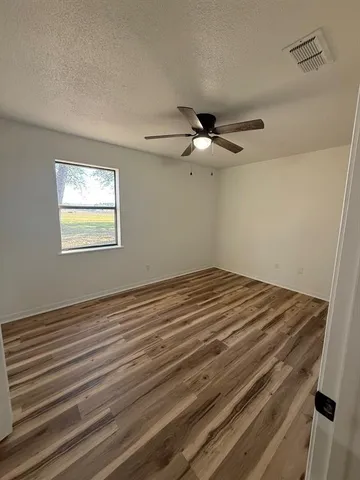 $529,000 | 325 An County Road 4271, Palestine, TX 75803