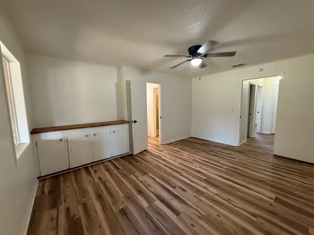 $529,000 | 325 An County Road 4271, Palestine, TX 75803