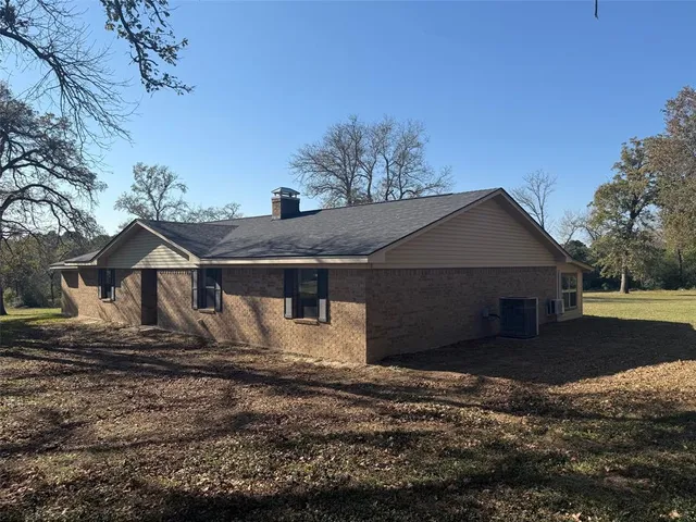 $529,000 | 325 An County Road 4271, Palestine, TX 75803