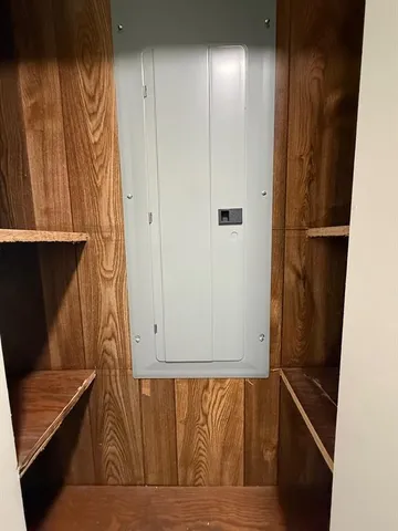 $529,000 | 325 An County Road 4271, Palestine, TX 75803