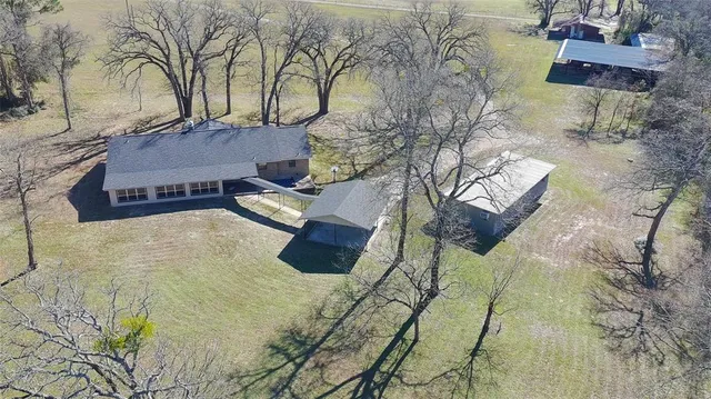 $529,000 | 325 An County Road 4271, Palestine, TX 75803