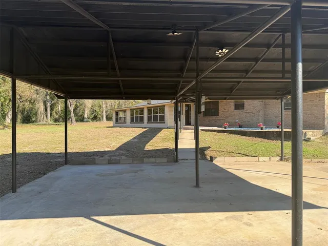 $529,000 | 325 An County Road 4271, Palestine, TX 75803