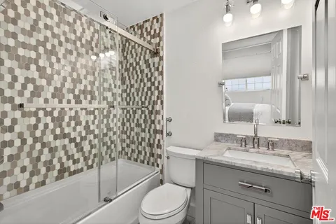$1,595,000 | 315 North Swall Drive, Unit 103, Beverly Hills, CA 90211