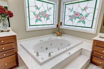 2 Wilson Ridge Court Chesterfield, MO 63005 - Photo 14 of 58 Gallery Image 14