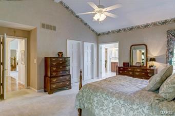 2 Wilson Ridge Court Chesterfield, MO 63005 - Photo 10 of 58 Gallery Image 10