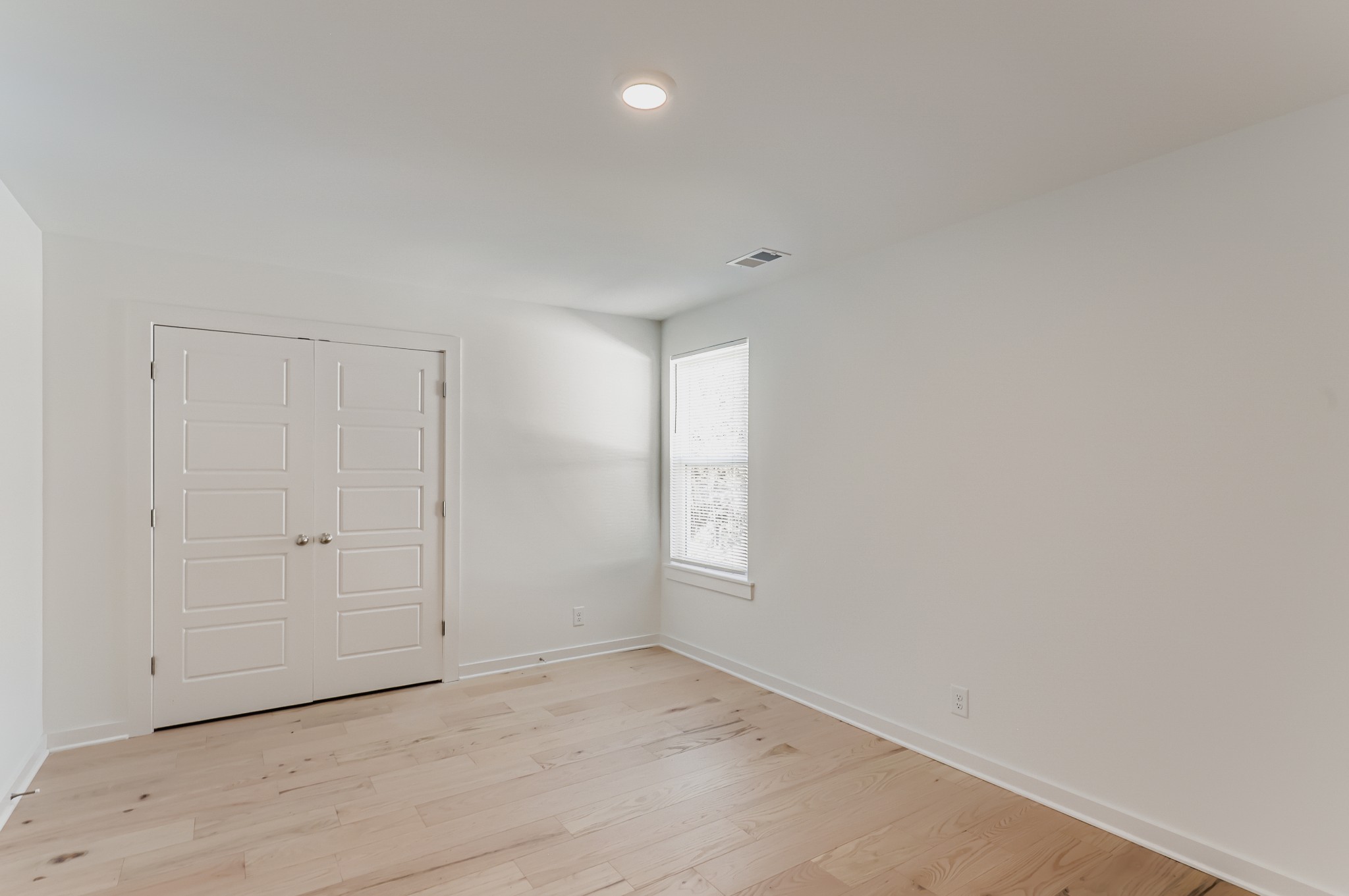 1121 Alcove Way Antioch, TN 37013 - Photo 12 of 25 an empty room with windows and closet