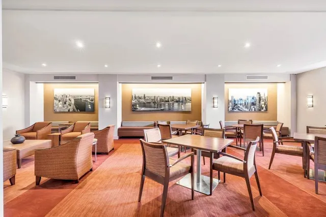 $2,595,000 | 860 United Nations Plaza, Unit 25B | Midtown East