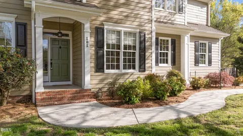 $859,000 | 101 Michaels Way, Chapel Hill, NC 27516